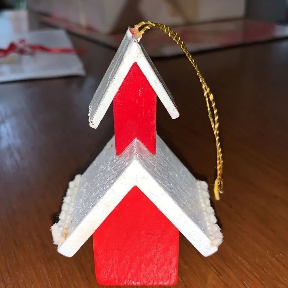 Vtg Kurt Adler wooden schoolhouse ornament‎